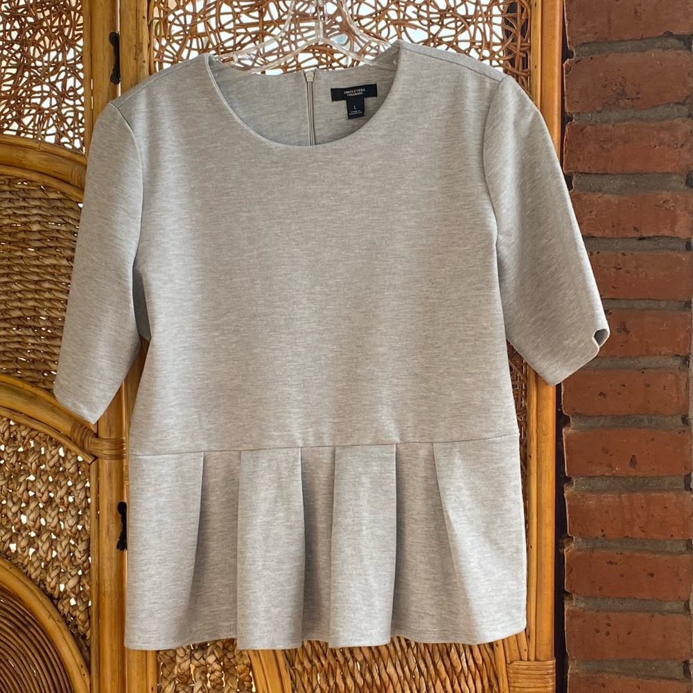 Simply Vera Vera Wang Light Gray Peplum Pleated Blouse